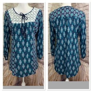Indigo BoHo long blouse size medium lace trim Blue